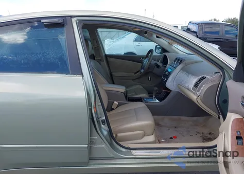 2008 Nissan Altima 2.5 S from USA, damaged, VIN 1N4AL21E58N452516